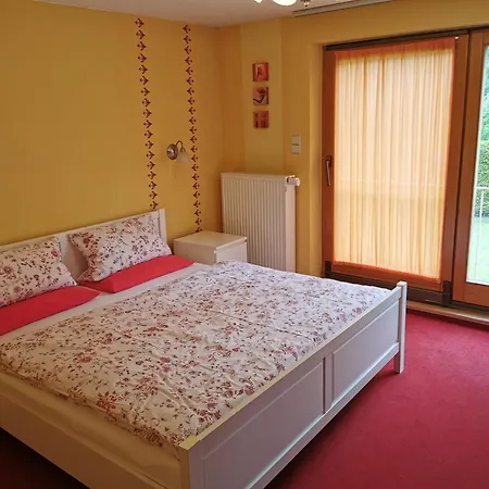 Haus Post Eg-wohnung شقة